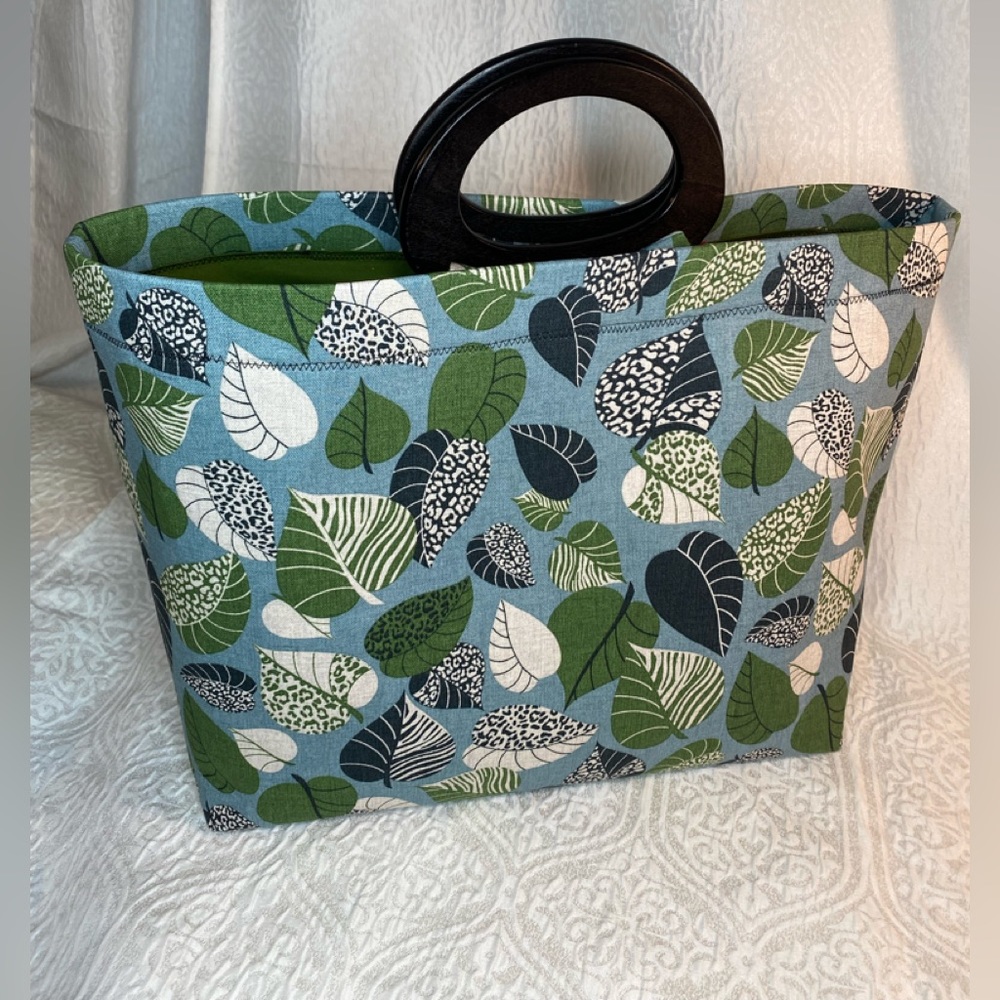 Handmade Green Leaf Carry All Tote